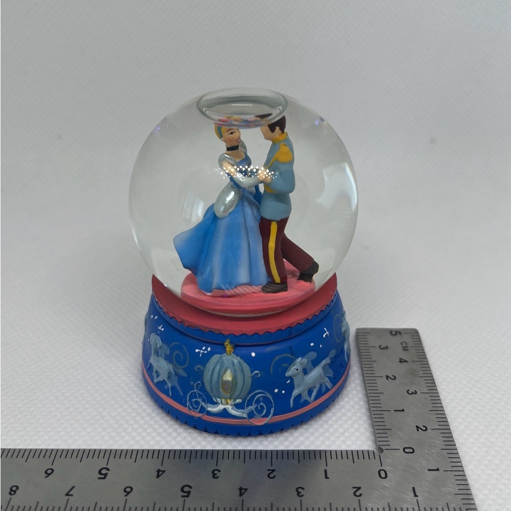 Disney Vintage Cinderella and Prince Charming Mini Snow Globe